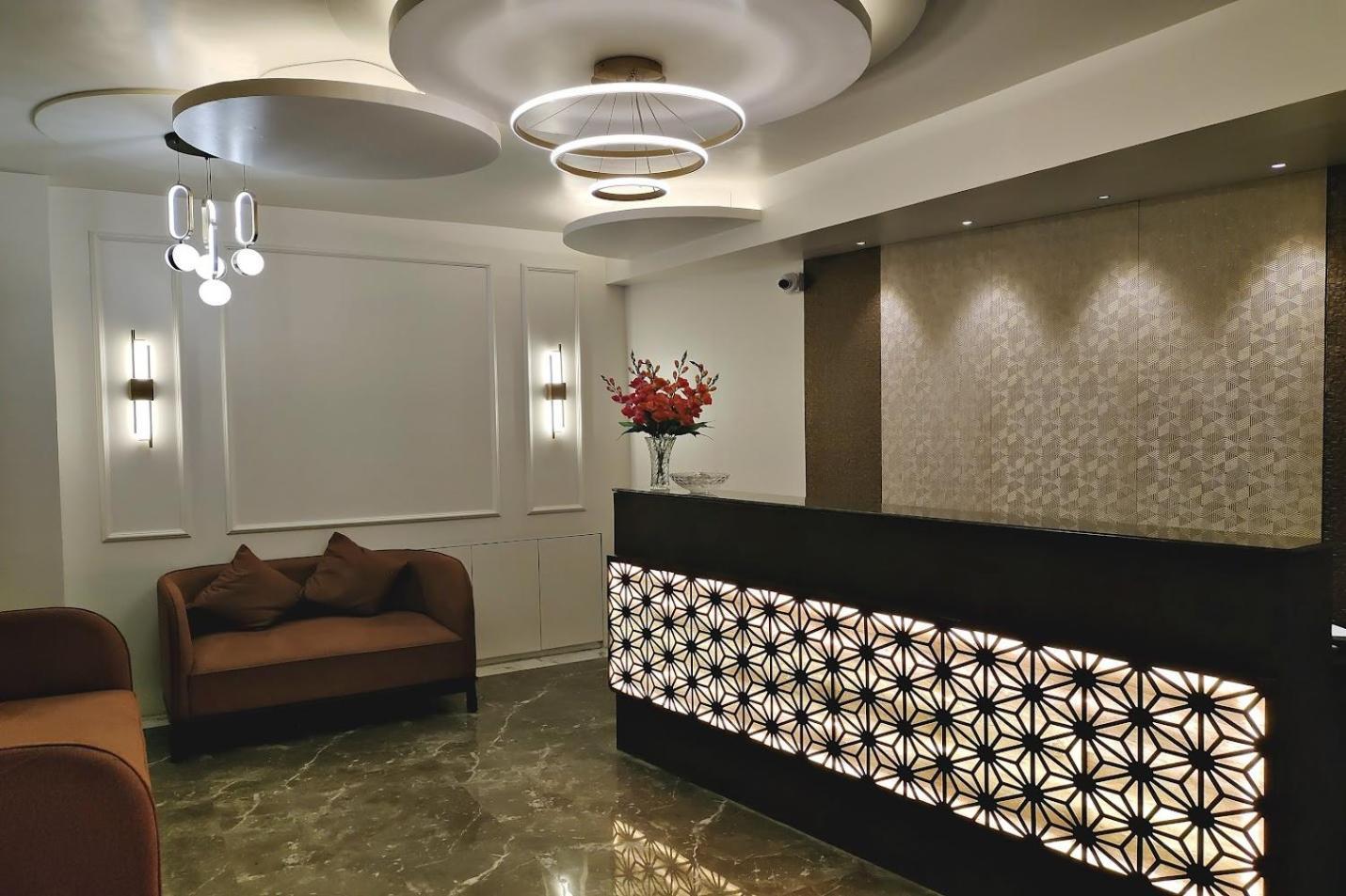 Hotel Serenity Taksa Palace Dardżyling Zewnętrze zdjęcie