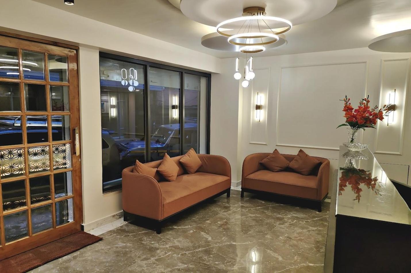 Hotel Serenity Taksa Palace Dardżyling Zewnętrze zdjęcie